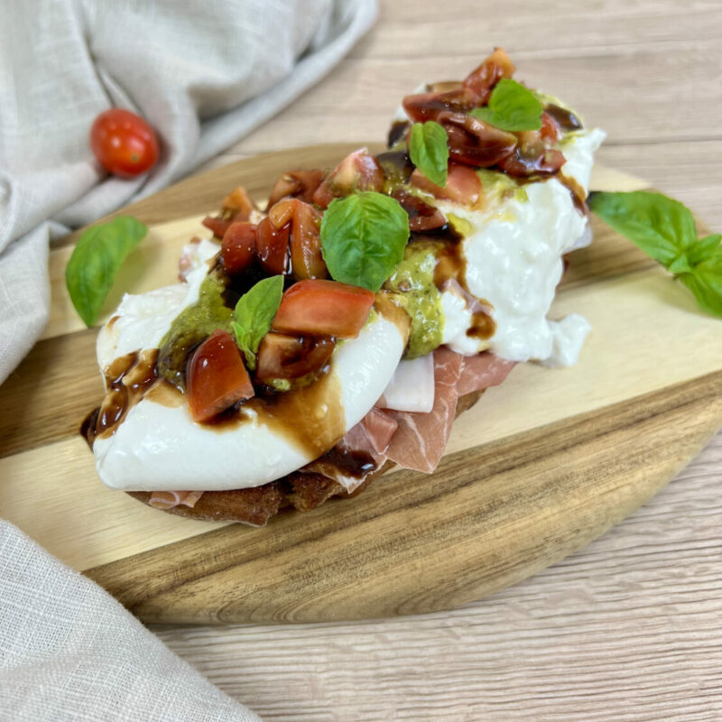 Burrata toast