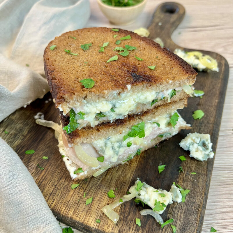 Croque monsieur roquefort